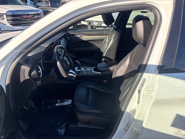 Used 2022 Alfa Romeo Stelvio Ti AWD/4WD image 13