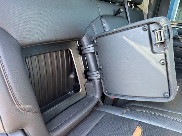 Used 2024 GMC Sierra 2500 AT4 w/ Technology Package image 31