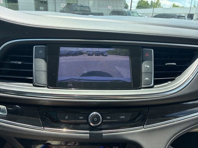 Used 2023 Buick Enclave Essence w/ Experience Buick Package FWD image 9