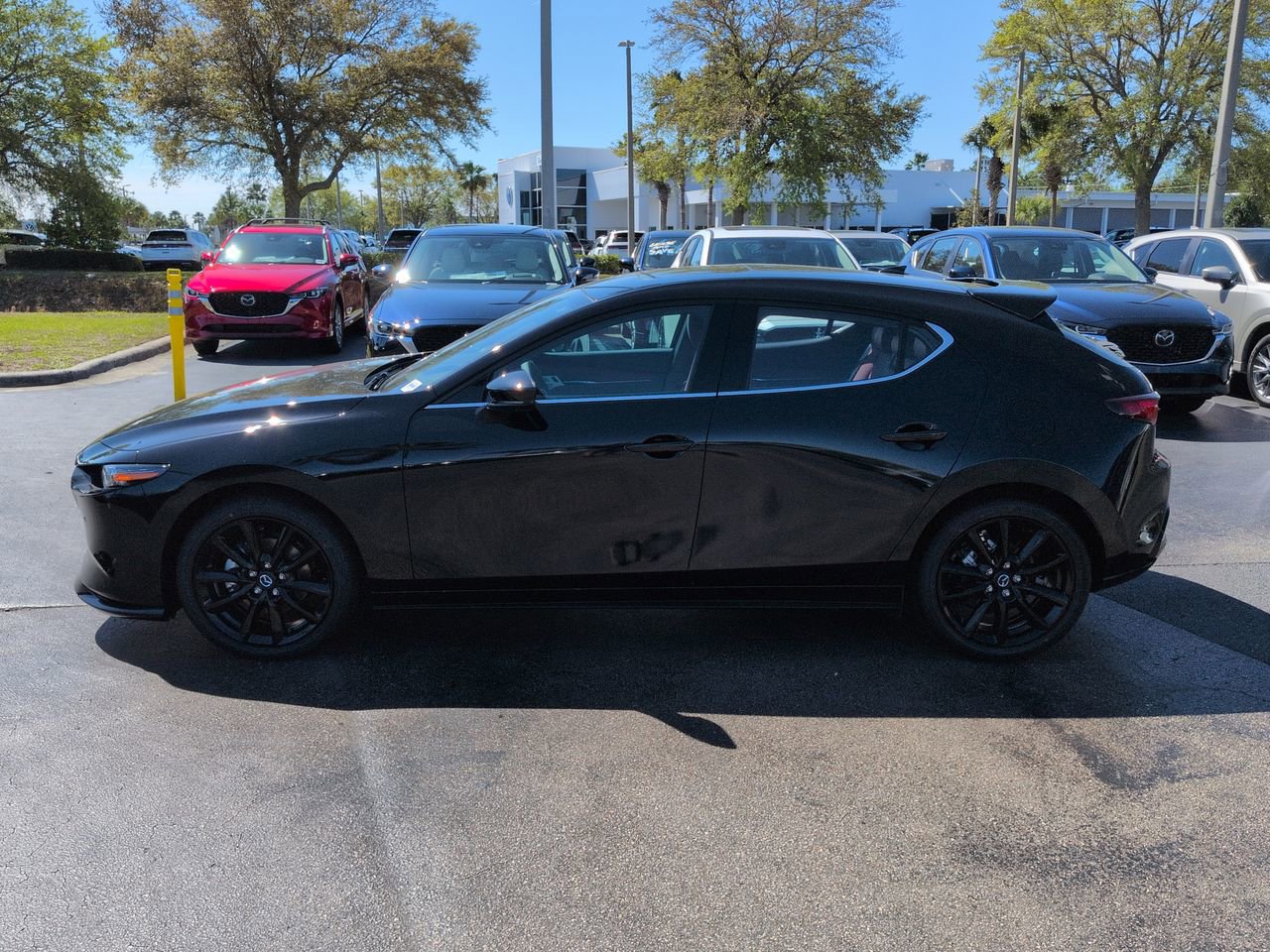 New 2026 MAZDA MAZDA3 Hatchback w/Premium Plus Pkg AWD/4WD image 7