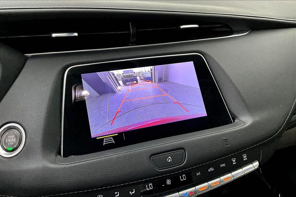 Used 2019 Cadillac XT4 Luxury w/ Cold Weather Package image 27