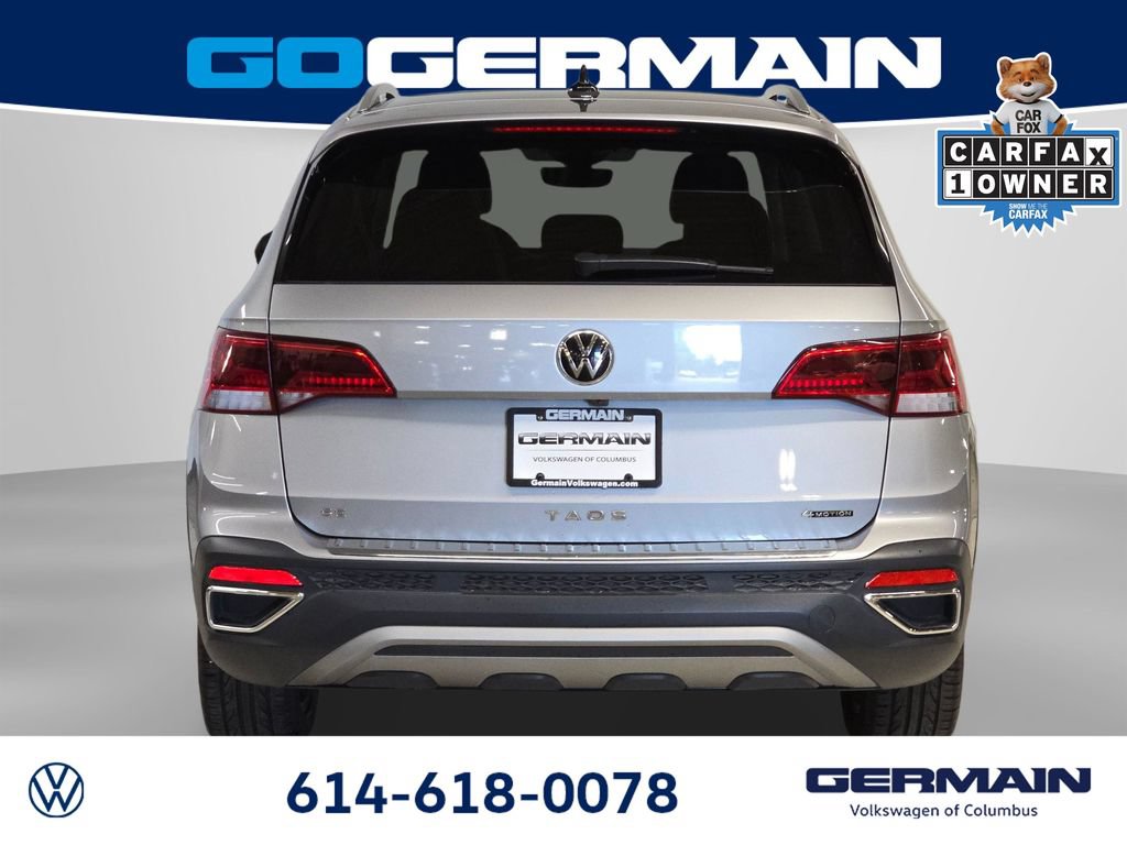 Used 2023 Volkswagen Taos SE w/ Panoramic Sunroof Package AWD/4WD image 10