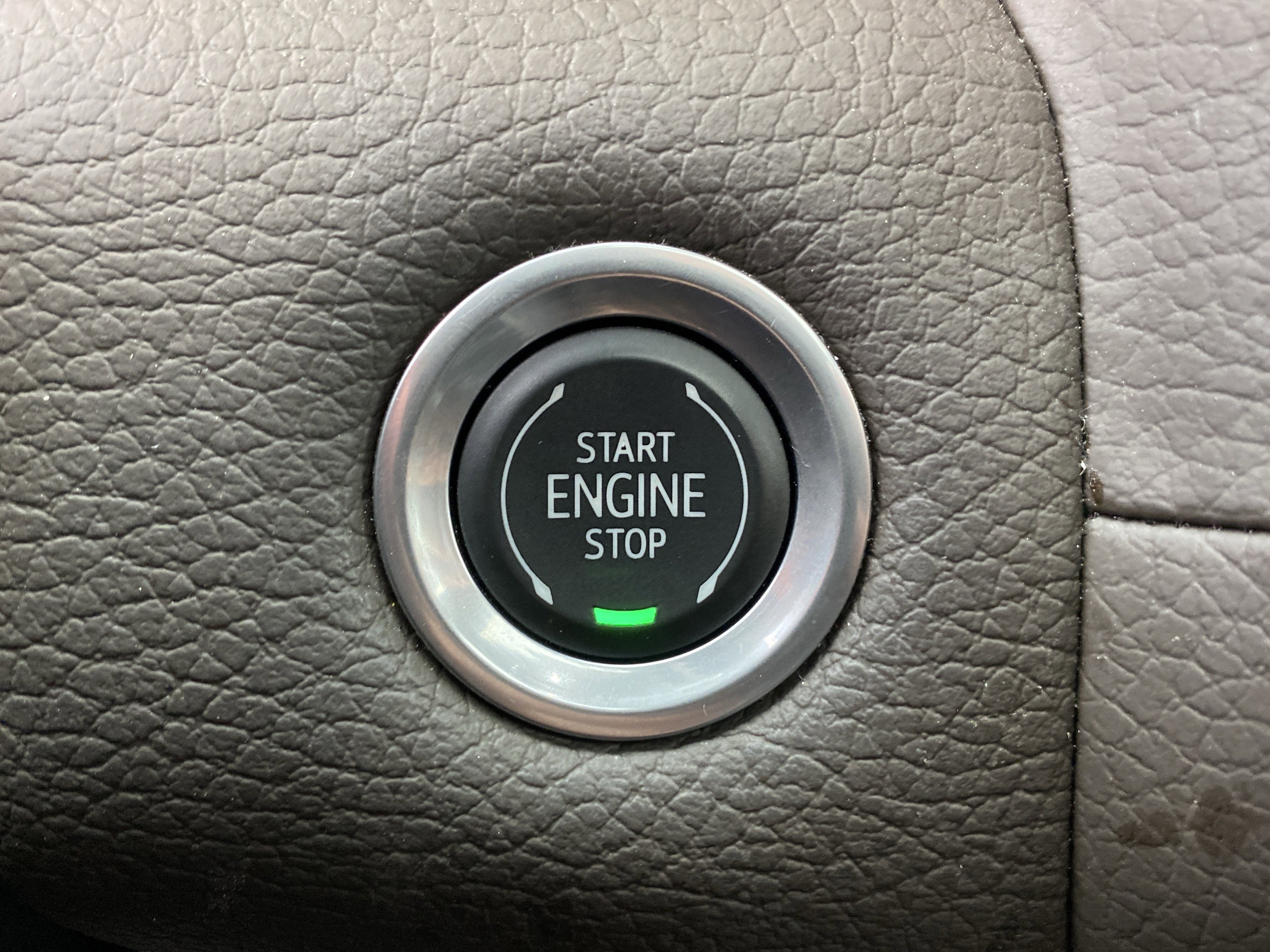 Used 2024 GMC Yukon Denali w/ Denali Reserve Package image 35