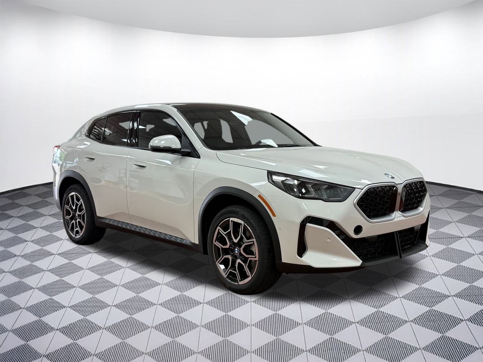New 2026 BMW X2 xDrive28i image 7