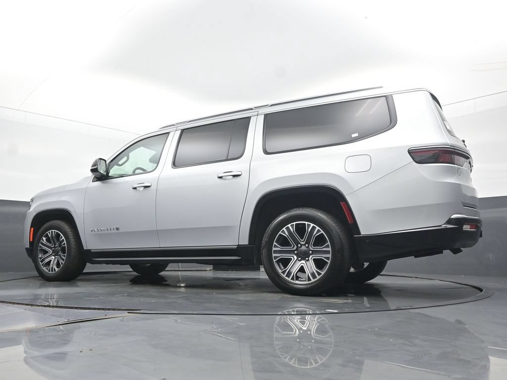 Used 2024 Jeep Wagoneer L Series II w/ Flexible Seating Group AWD/4WD image 52