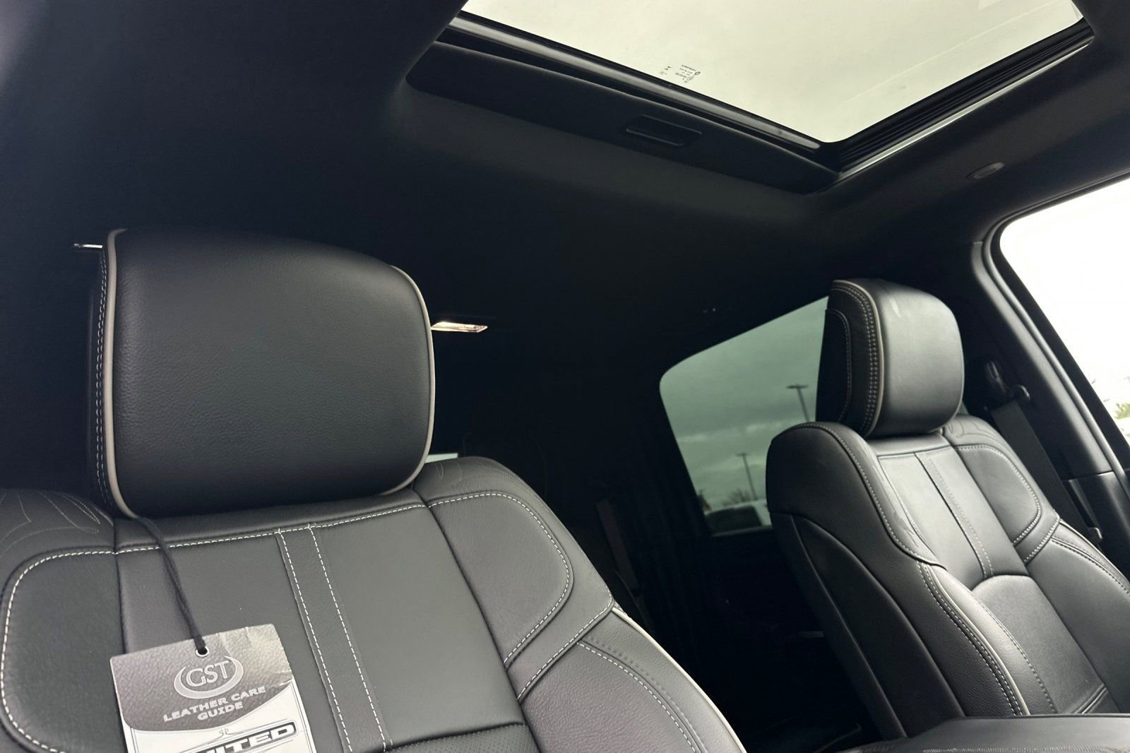 Used 2024 RAM 3500 Limited image 16