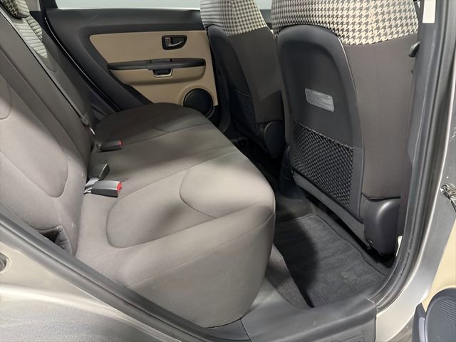 Used 2010 Kia Soul ! FWD image 31