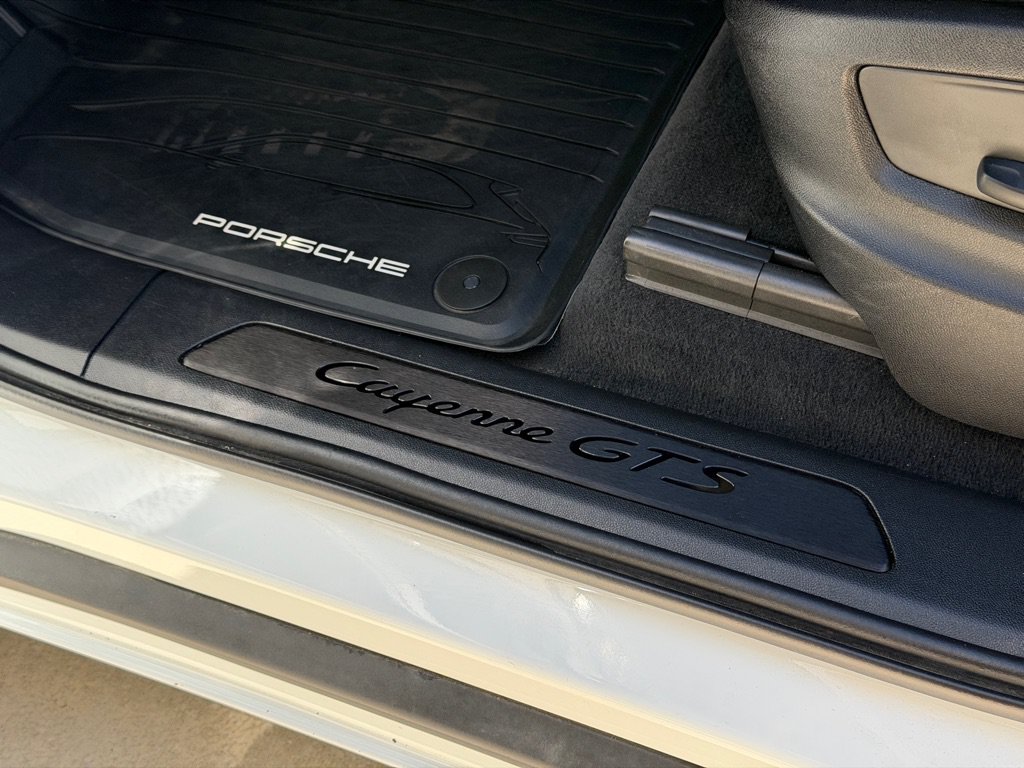 Used 2023 Porsche Cayenne GTS AWD/4WD image 27