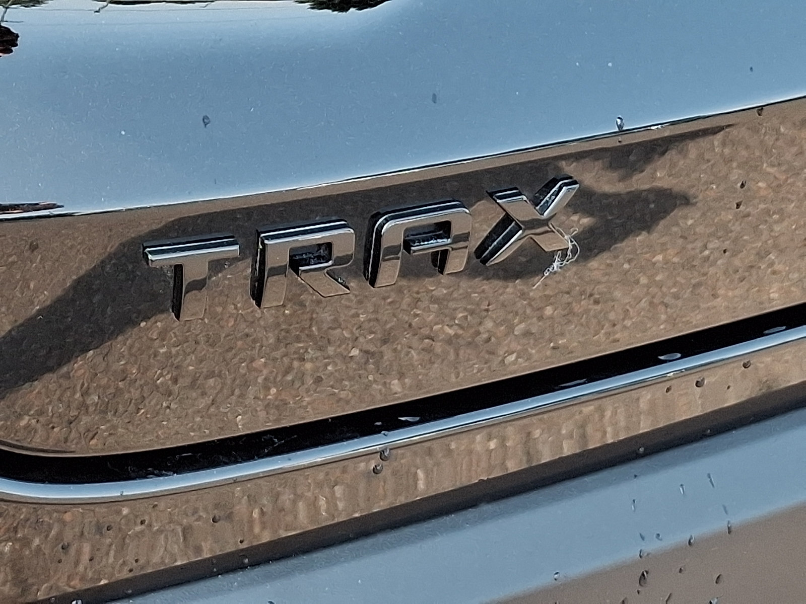 Used 2025 Chevrolet Trax RS w/ Driver Confidence Package FWD image 30