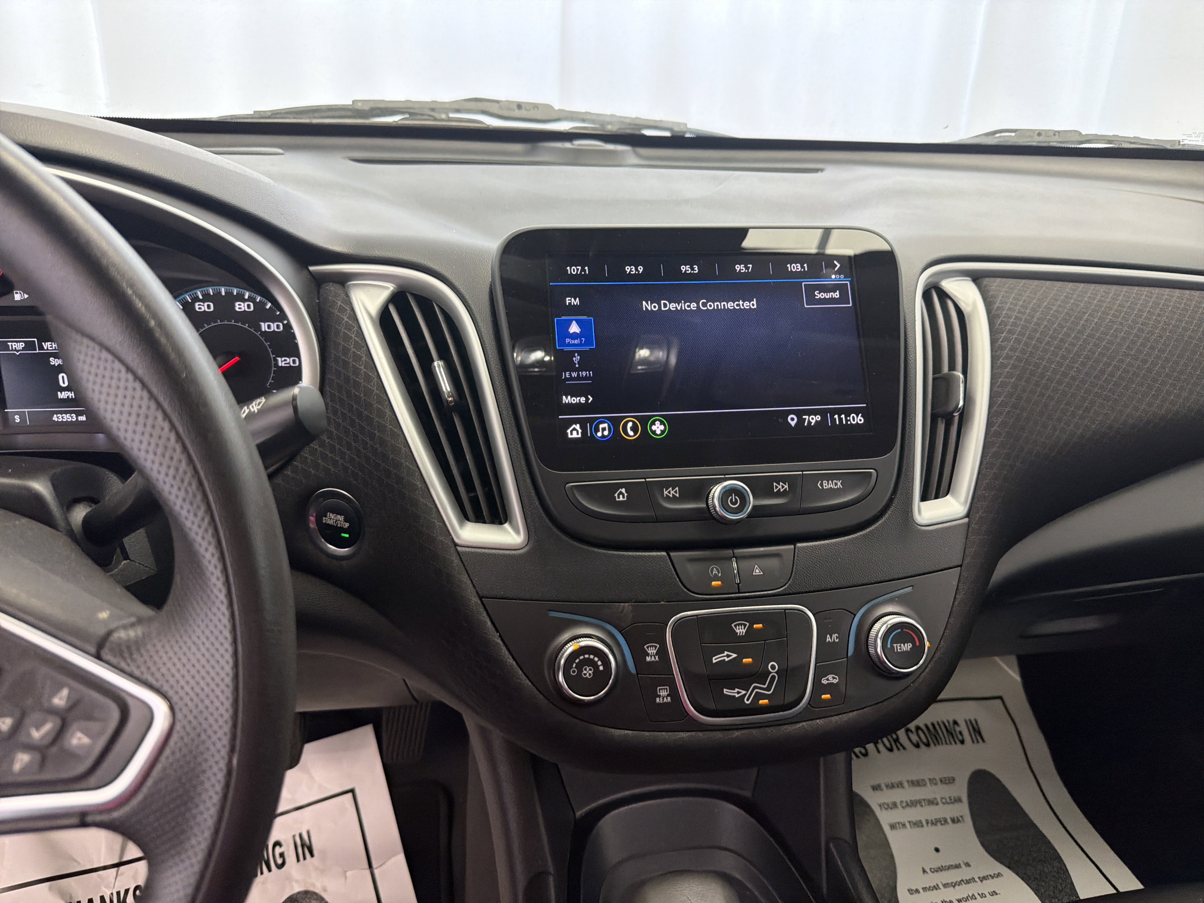 Used 2024 Chevrolet Malibu LS FWD image 10