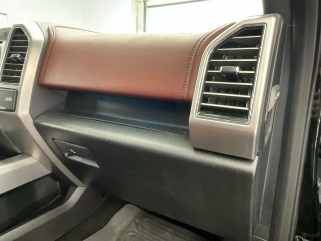 Used 2018 Ford F150 Platinum w/ Technology Package image 12