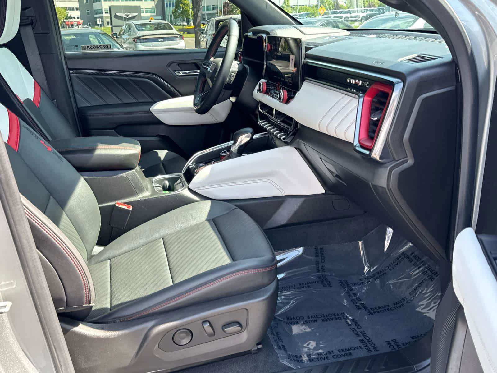Used 2024 GMC Canyon AT4X AWD/4WD image 20