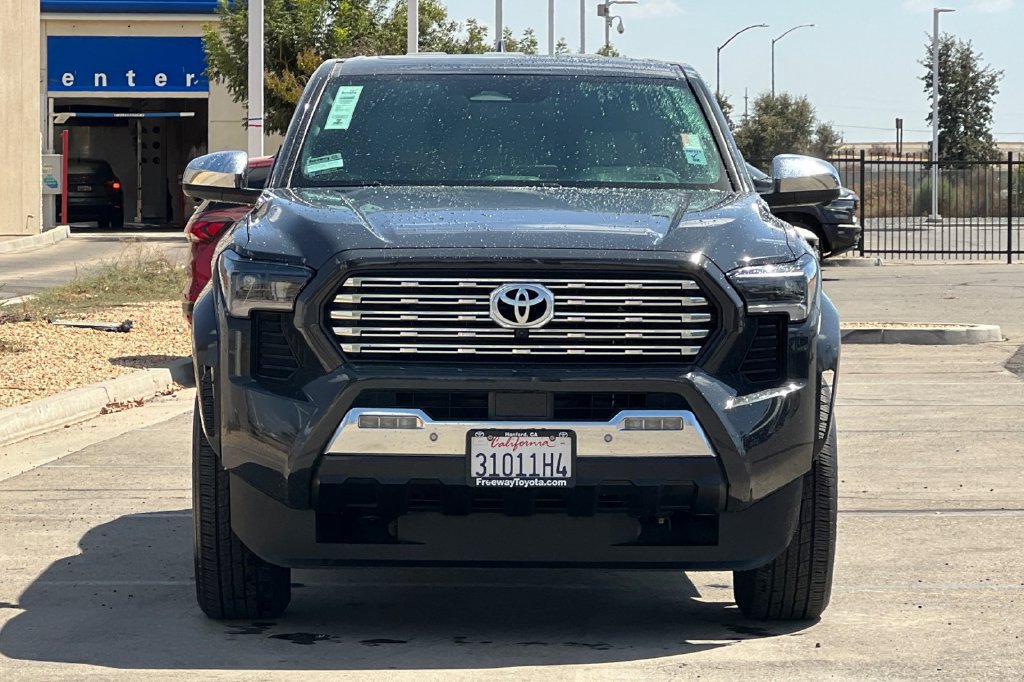Certified 2025 Toyota Tacoma Limited AWD/4WD image 11