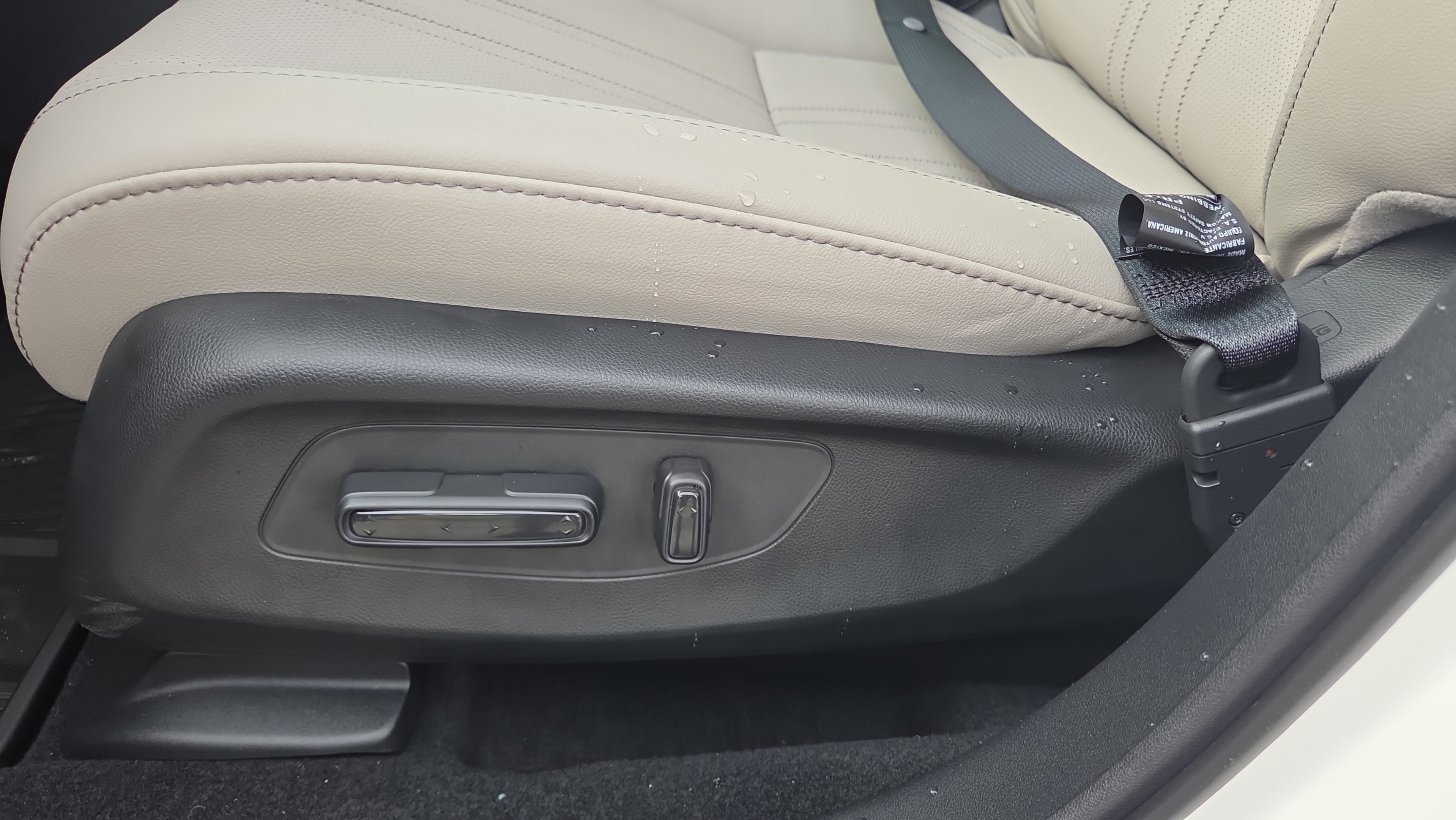 New 2027 Honda HR-V EX-L image 10