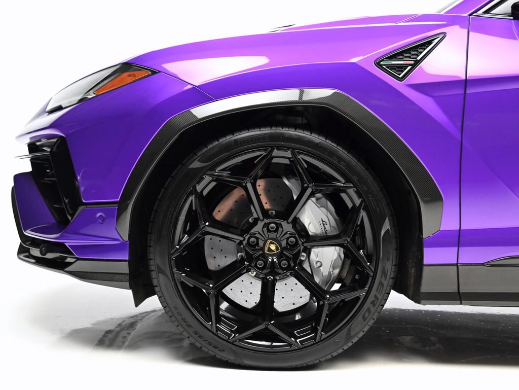 Used 2024 Lamborghini Urus Performante AWD/4WD image 32