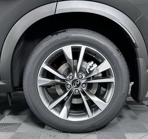 Certified 2026 INFINITI QX60 Pure w/ Cargo Package image 11