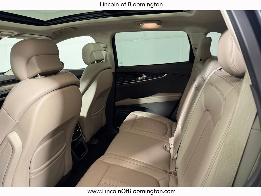 Used 2022 Lincoln Nautilus Reserve w/ Equipment Group 201A AWD/4WD image 31