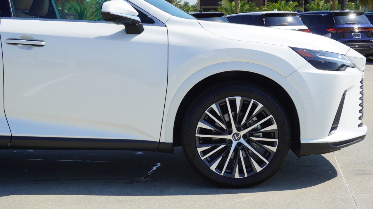 Certified 2025 Lexus RX 350 Premium Plus w/ Accessory Package (Z1) FWD image 9