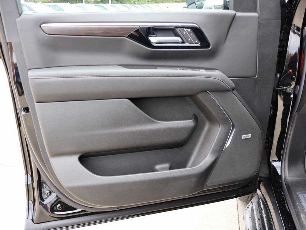 New 2026 Chevrolet Tahoe Premier image 12