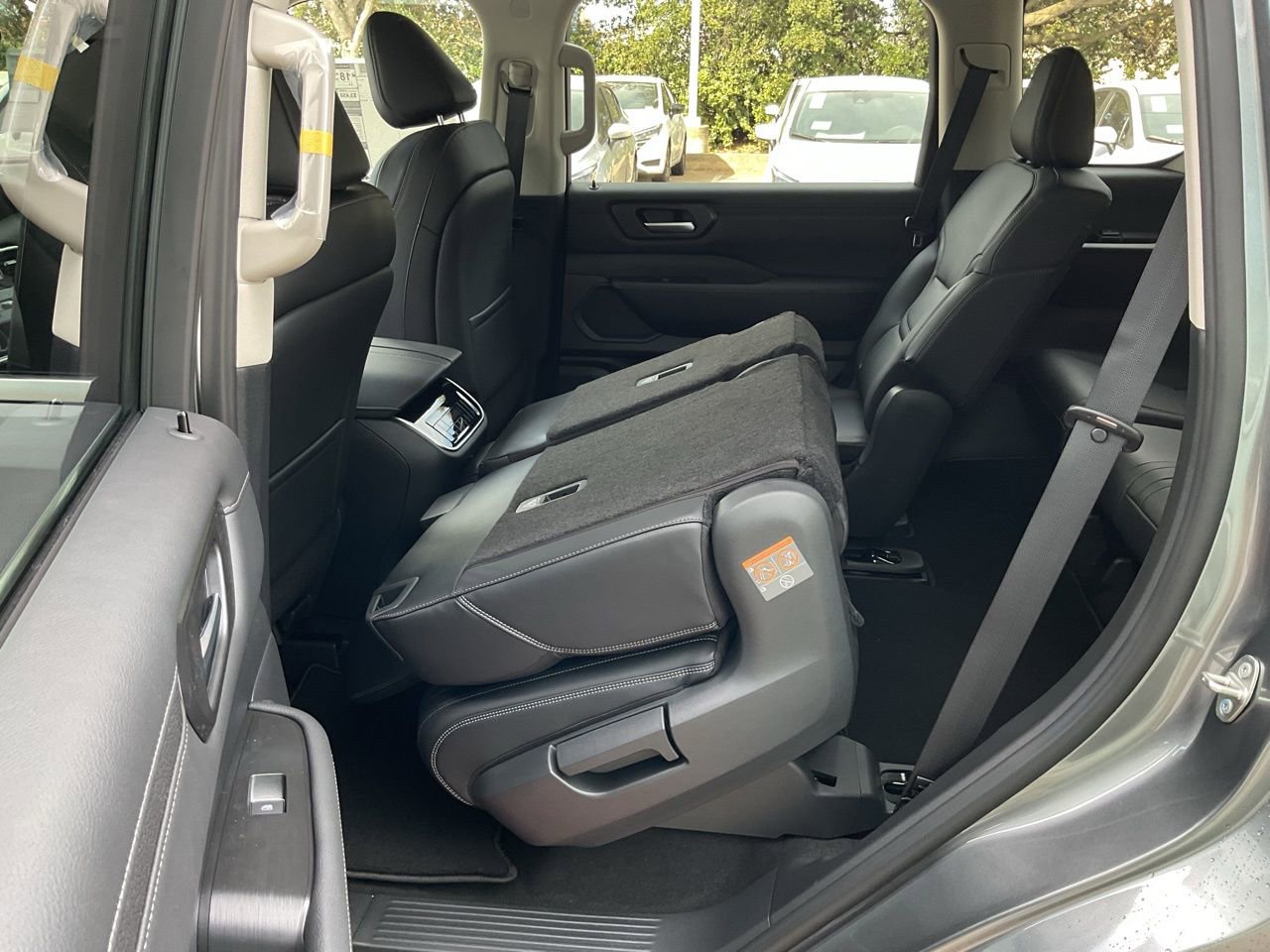 New 2026 Nissan Armada SV image 16