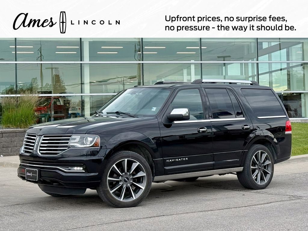 Used 2017 Lincoln Navigator Reserve AWD/4WD image 1