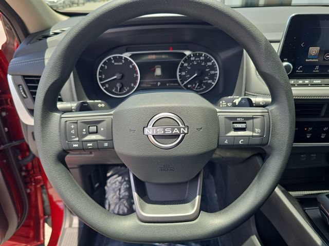 Used 2026 Nissan Rogue S FWD image 25
