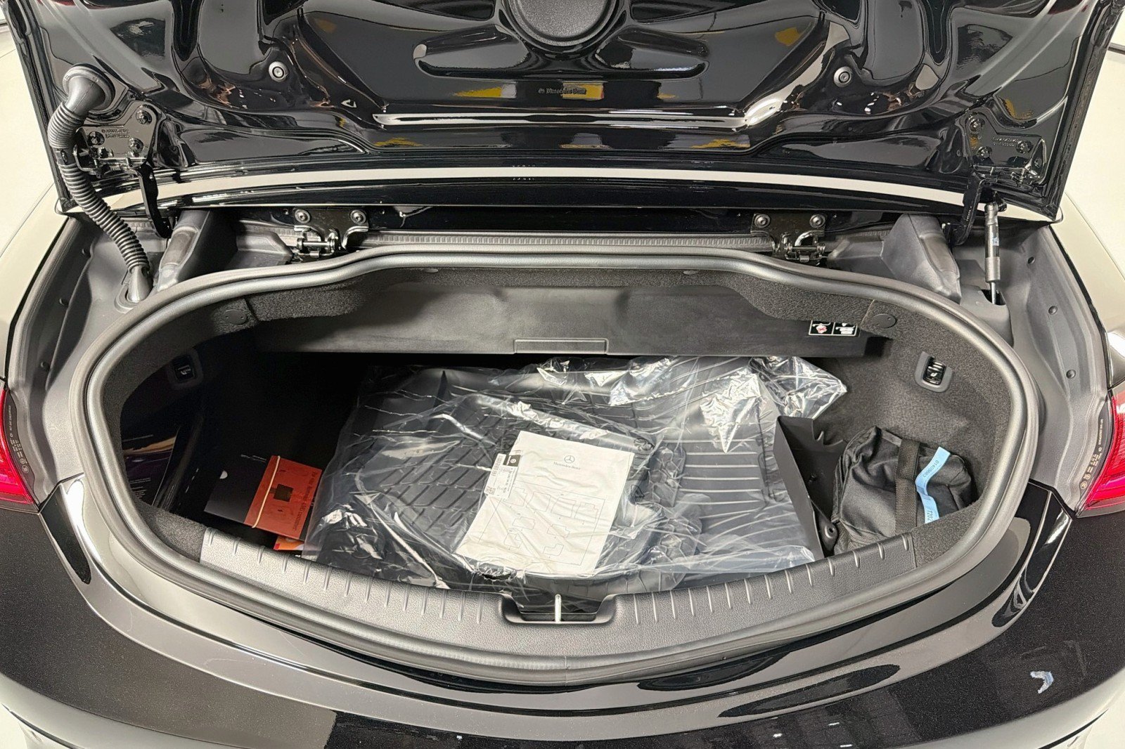 New 2027 Mercedes-Benz CLE 53 AMG 4MATIC Cabriolet image 23