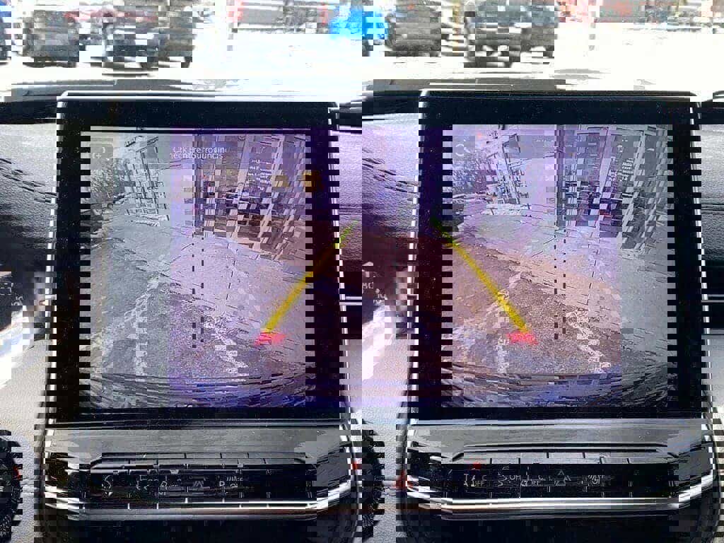 Used 2025 Jeep Compass Limited image 18