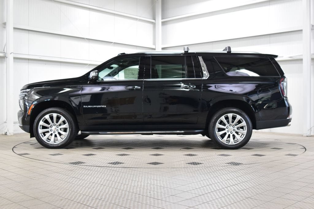 New 2026 Chevrolet Suburban Premier AWD/4WD image 4