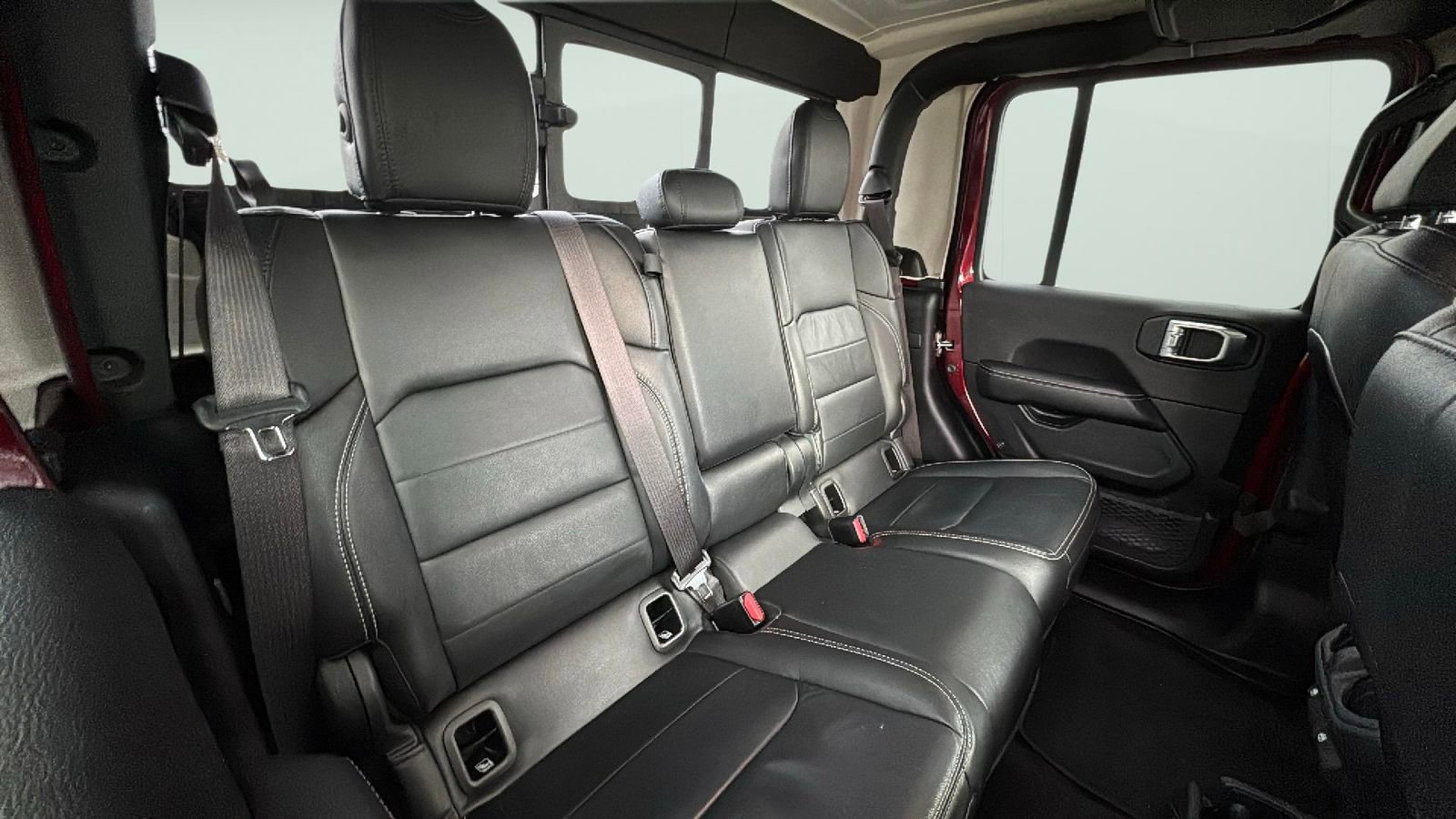 Used 2021 Jeep Gladiator Overland w/ Popular Equipment Package image 23