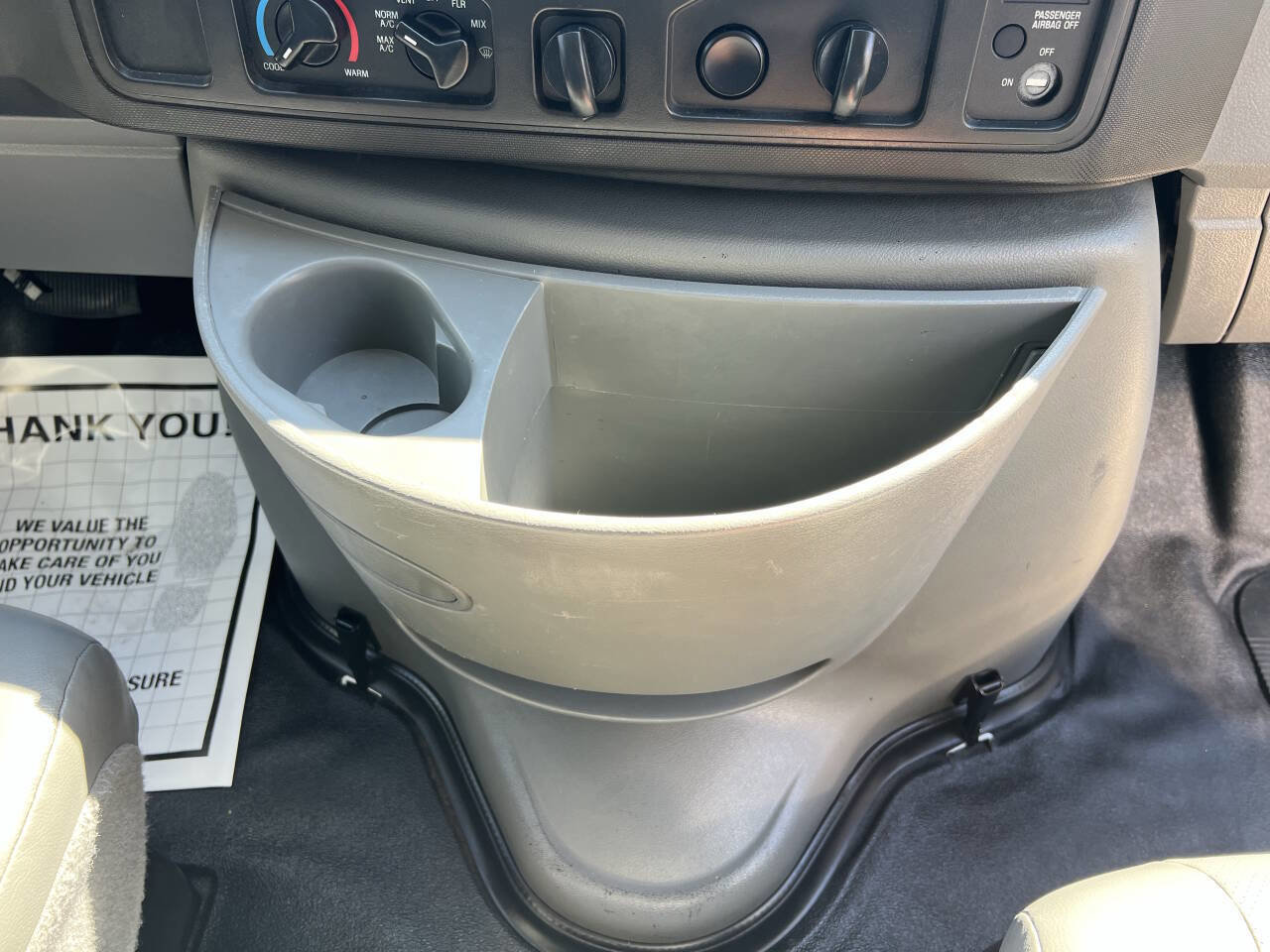 Used 2017 Ford E-350 and Econoline 350 Super Duty image 18