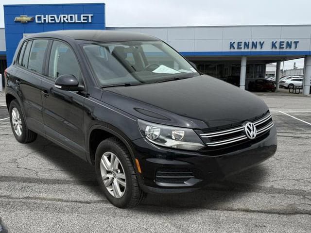 Used 2012 Volkswagen Tiguan S FWD image 1