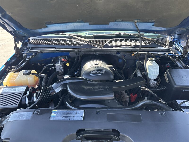 Used 2004 Chevrolet Avalanche 2WD image 39