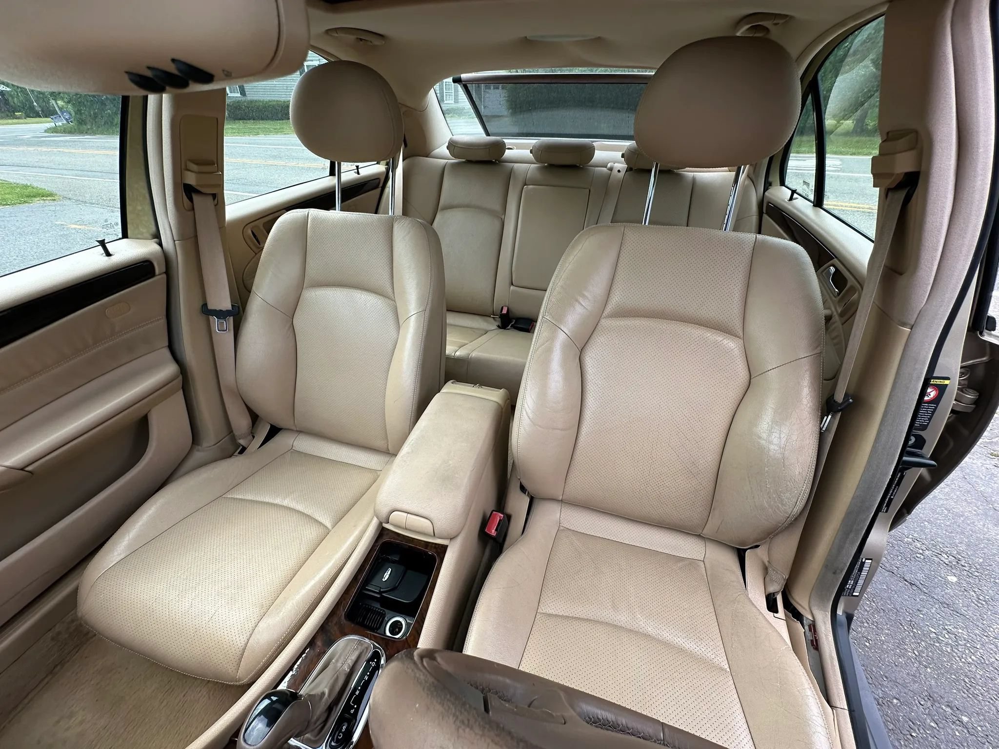 Used 2001 Mercedes-Benz C 320 Sedan image 14