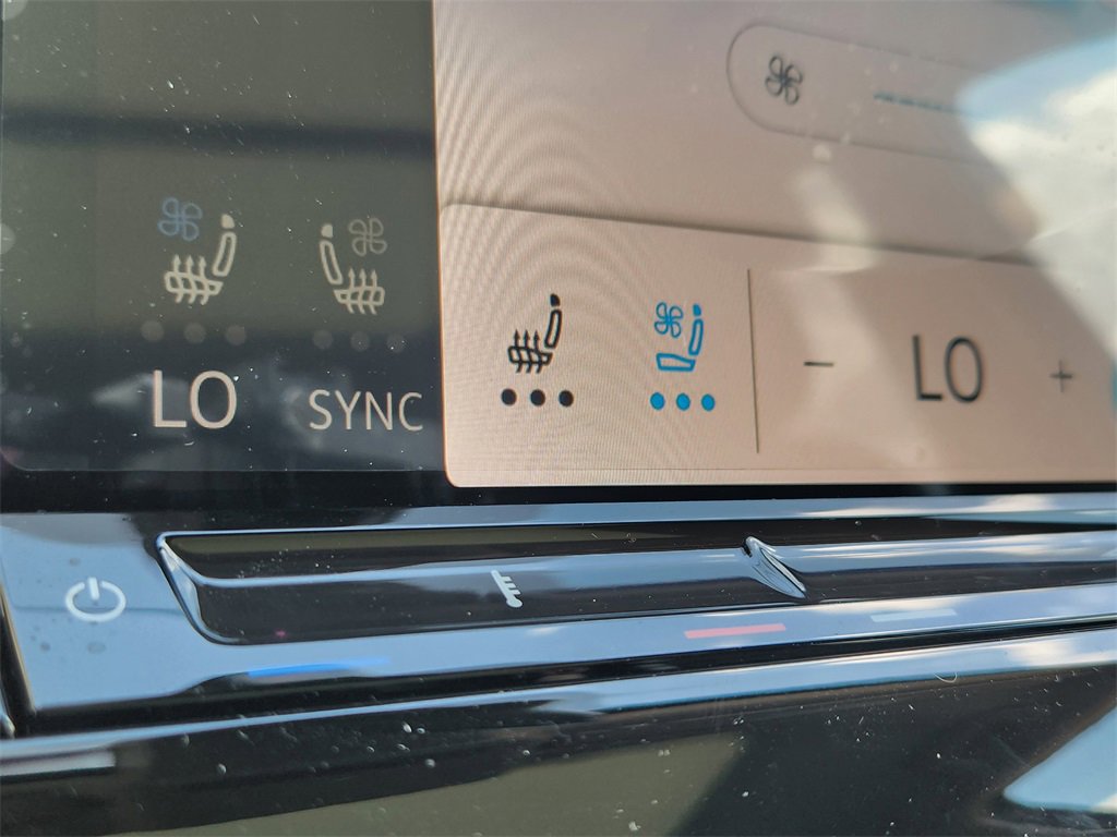 New 2025 Volkswagen Atlas SEL Premium R-Line image 14