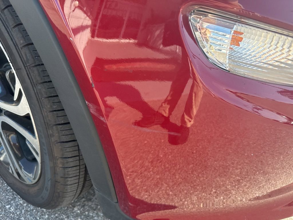 Used 2020 Chevrolet Bolt Premier w/ Infotainment Package image 7