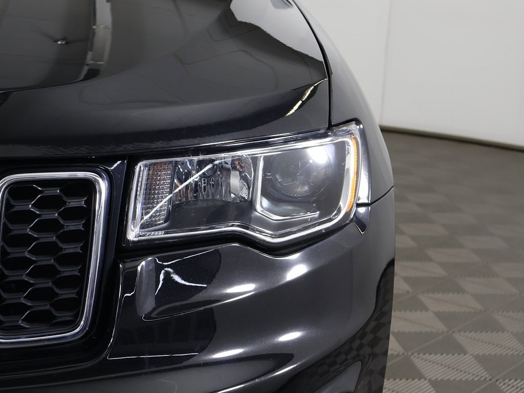 Used 2022 Jeep Grand Cherokee Limited image 14