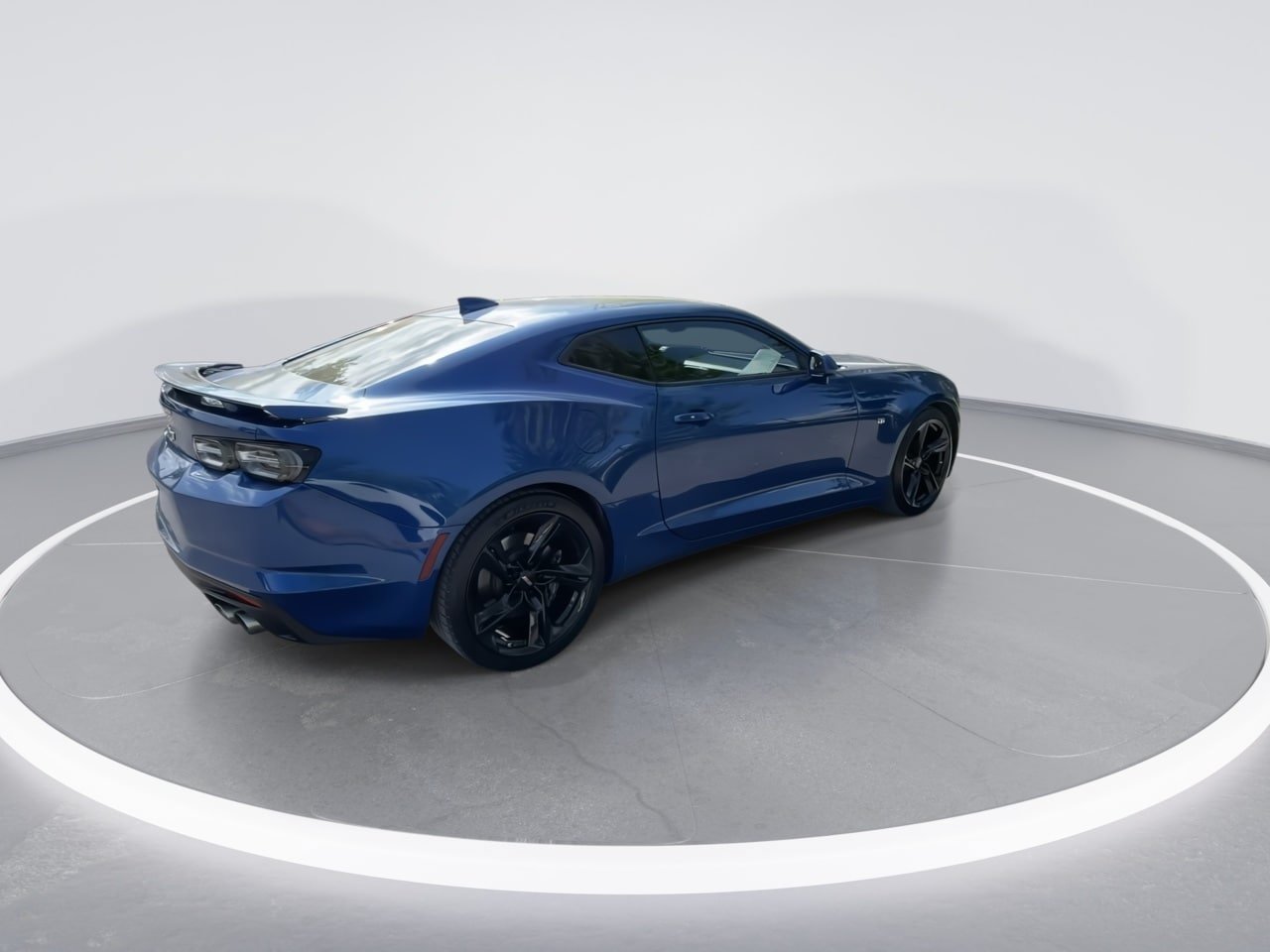 Used 2022 Chevrolet Camaro SS RWD image 19