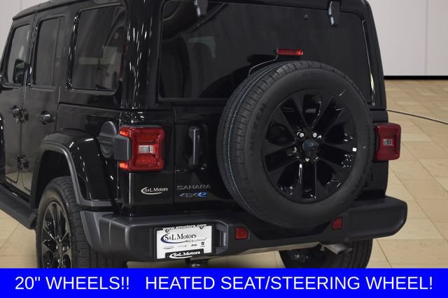 Used 2025 Jeep Wrangler Unlimited Sahara AWD/4WD image 31