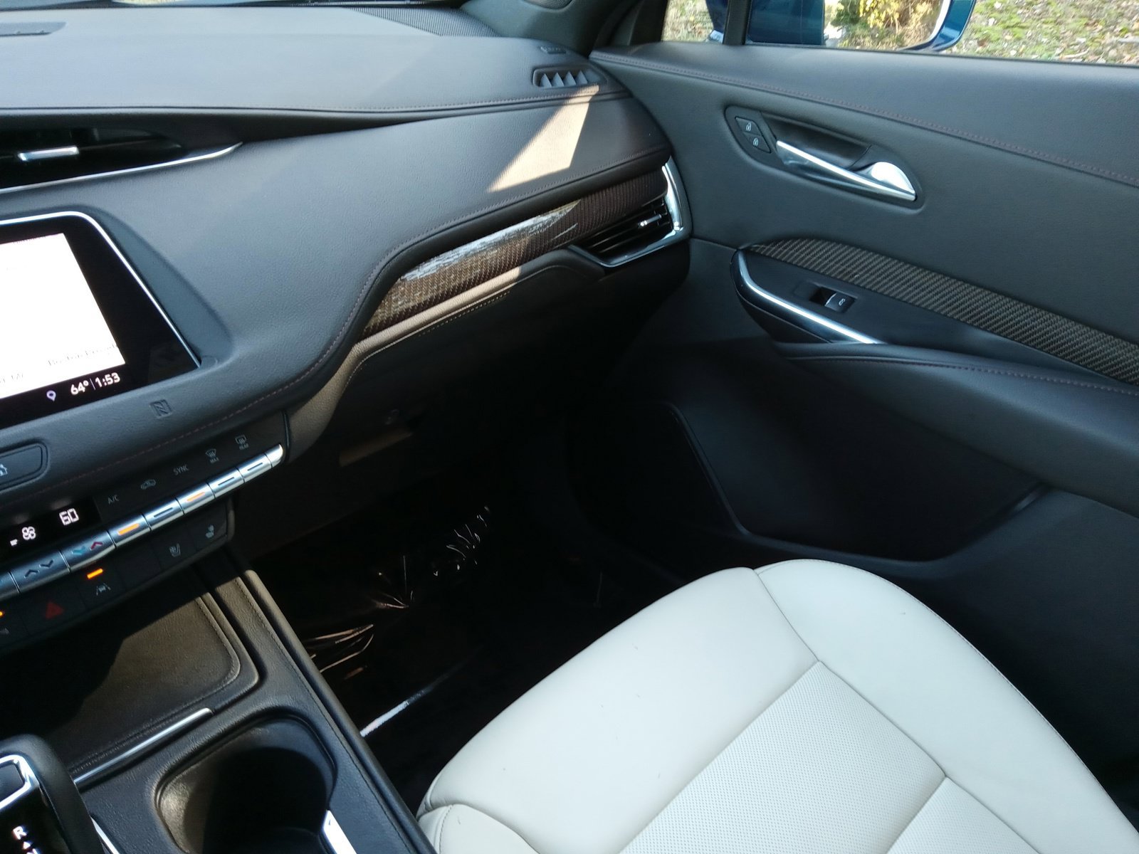 Used 2019 Cadillac XT4 Sport AWD/4WD image 21