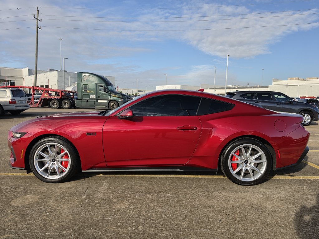 Used 2024 Ford Mustang GT Premium RWD image 6