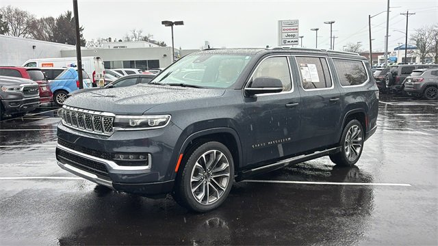 Used 2023 Jeep Grand Wagoneer L Series III w/ Rear Seat Video Group 1 image 2