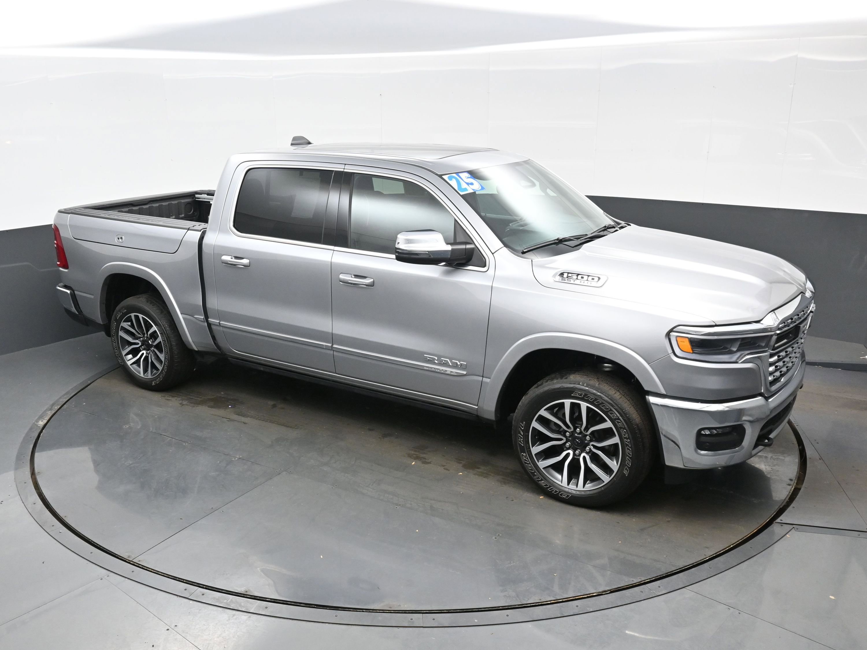 Used 2025 RAM 1500 Limited image 38