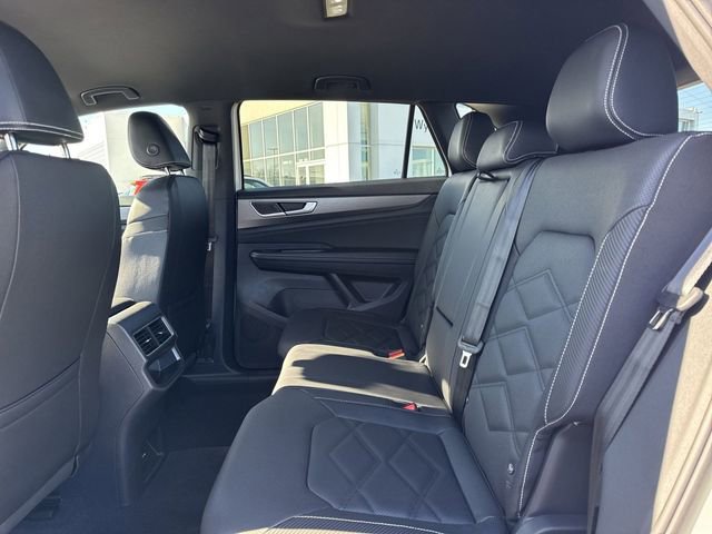 Used 2026 Volkswagen Atlas Cross Sport SE FWD image 11