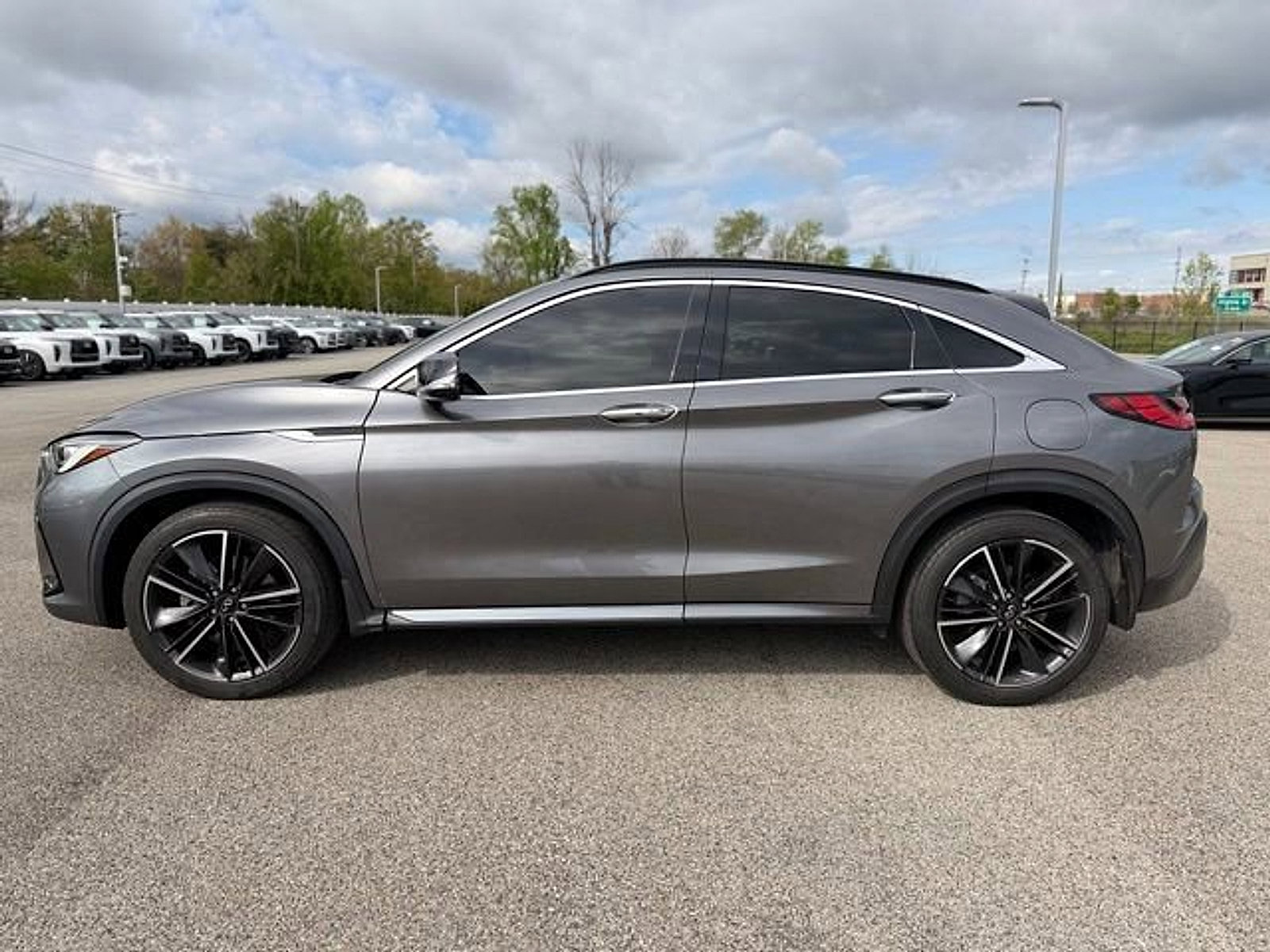 Certified 2023 INFINITI QX55 Luxe w/ Cargo Package image 4