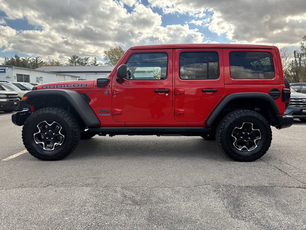 Used 2022 Jeep Wrangler Unlimited Rubicon 4xe w/ Cold Weather Group AWD/4WD image 8