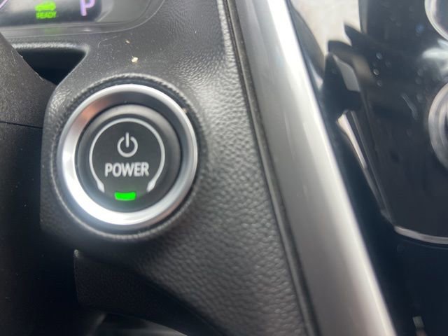 Used 2022 Chevrolet Bolt EUV LT w/ Convenience Package image 24