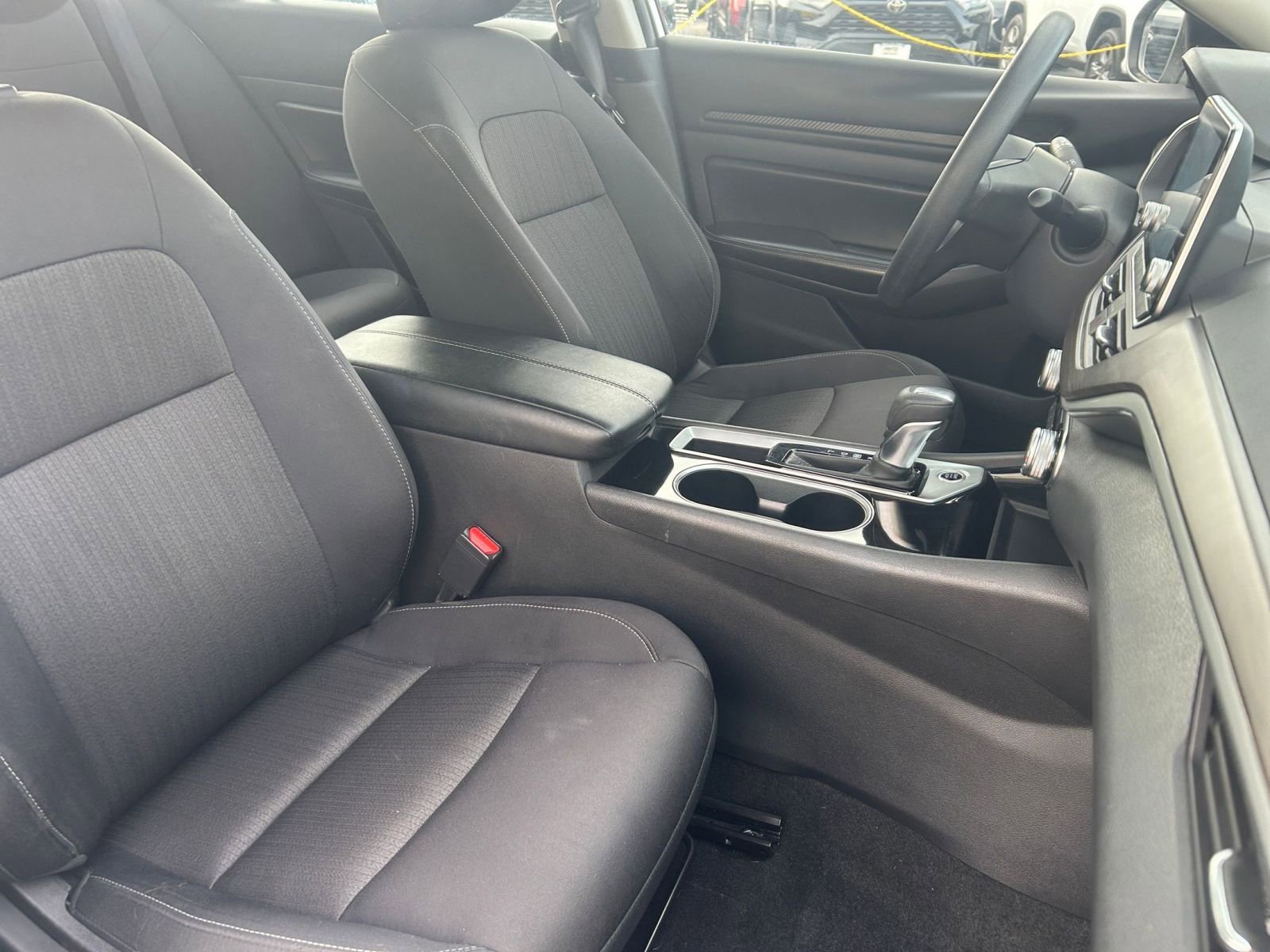 Used 2024 Nissan Altima 2.5 SV image 37