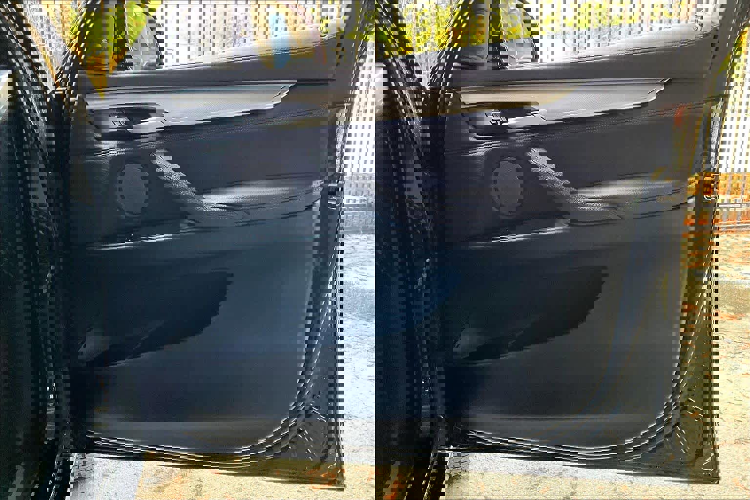 Used 2018 BMW X6 xDrive35i w/ M Sport Package image 22