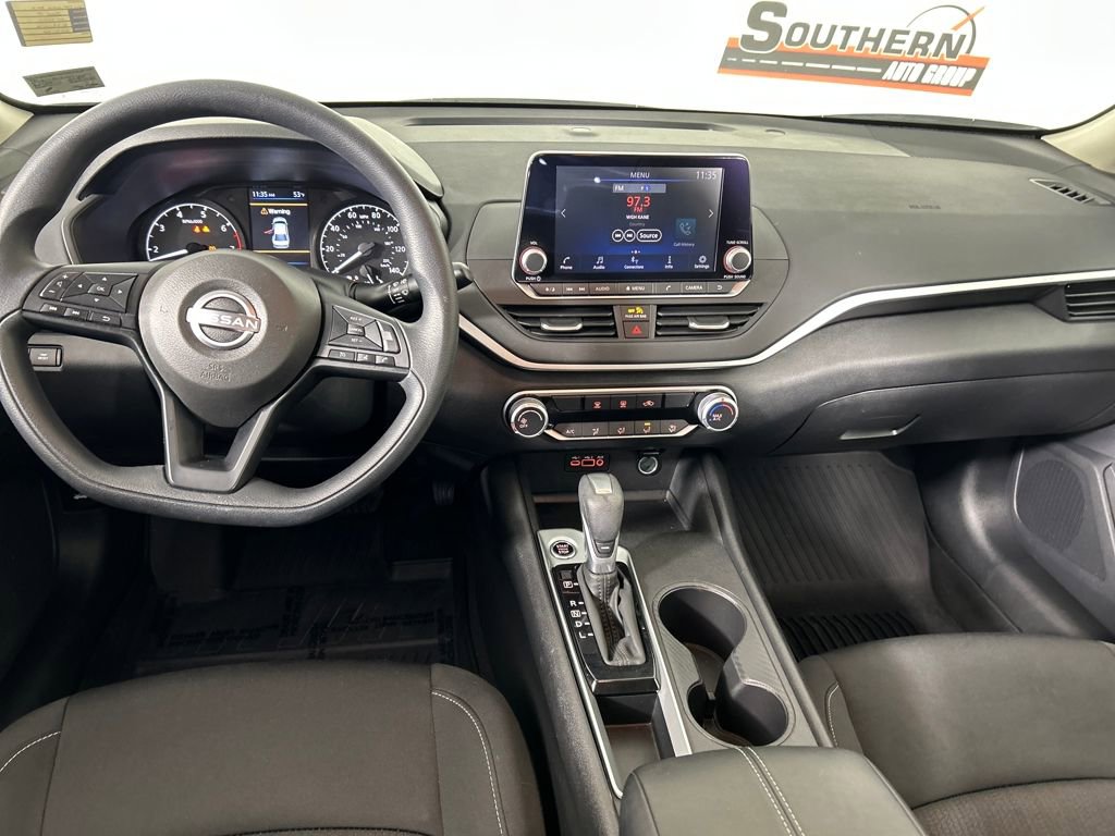 Used 2025 Nissan Altima 2.5 S image 18